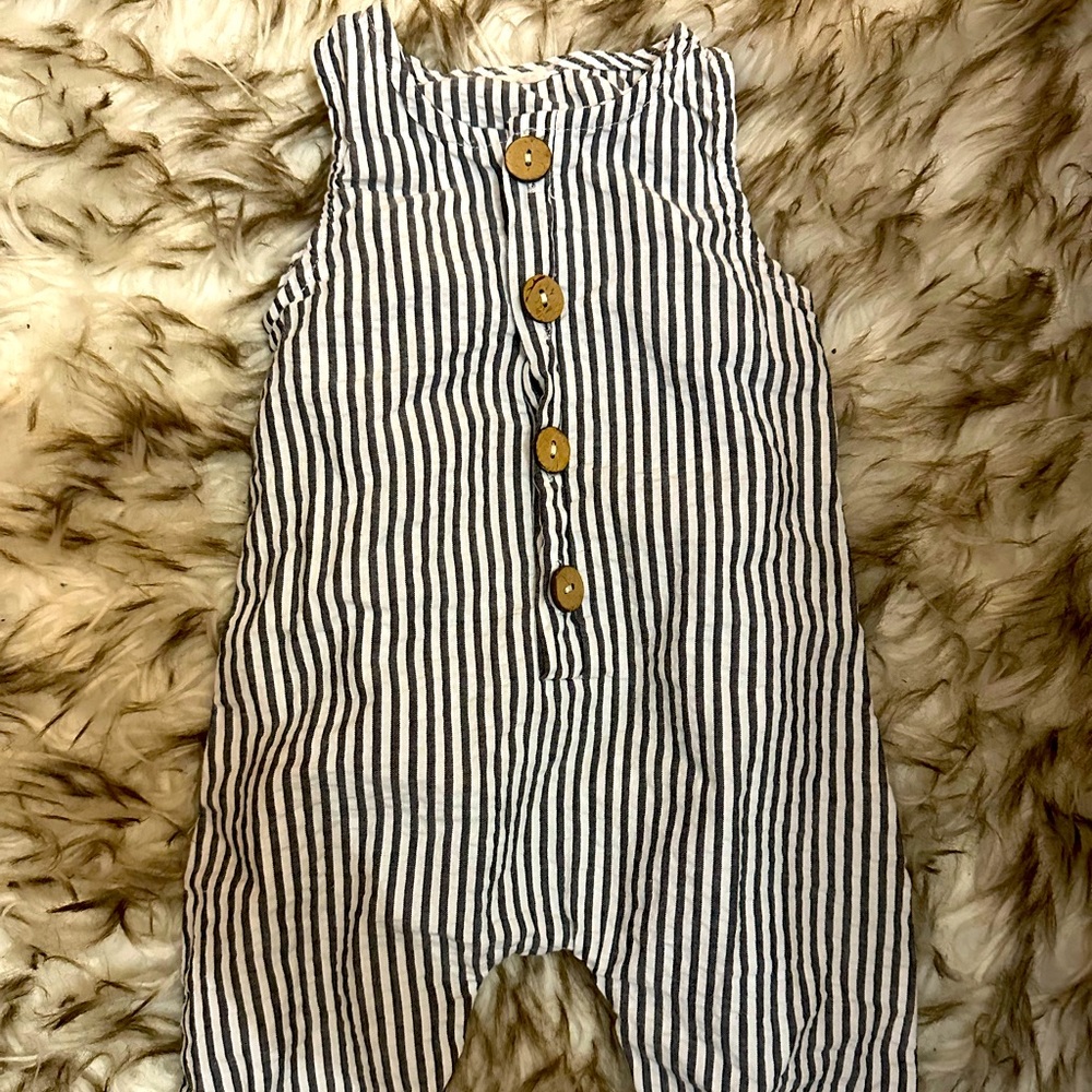 Grey & White Seersucker Baby Jumper